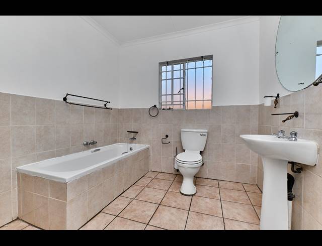 3 BEDROOM TOWNHOUSE FOR SALE IN RUIMSIG